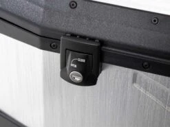 TOPCASE XPLORER 60 SILVER 18 TOPCASE XPLORER 60 SILVER -Motorcycle Accessories 610225 00 00 7