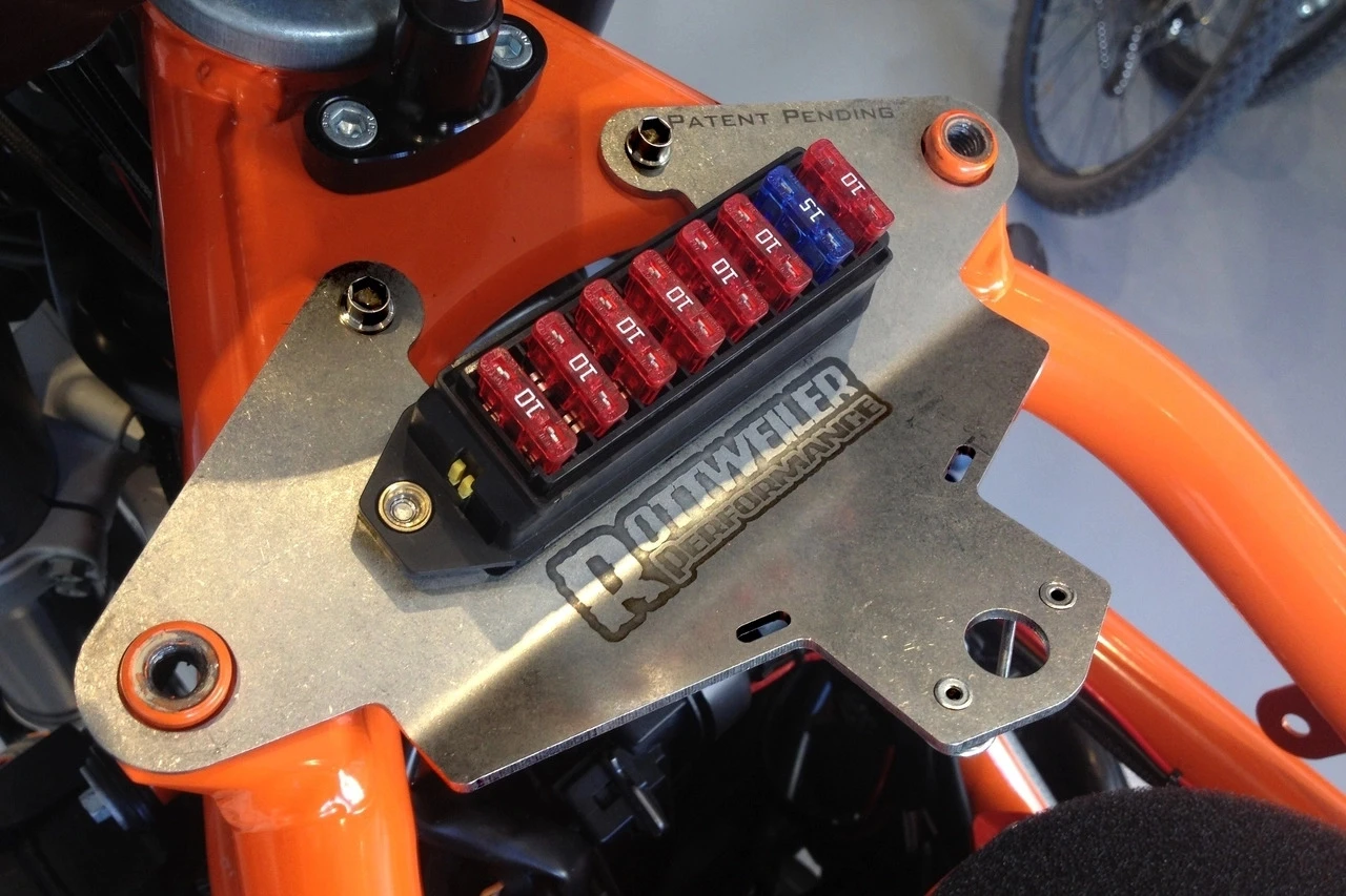 Rottweiler Performance The 'Snap Out' (60 Second Filter Change) 950 990 2007+ 4 Rottweiler Performance The 'Snap Out' (60 Second Filter Change) 950 990 2007+ - Image 2